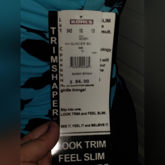 Plus Size 18 2X NEW Trimshaper Swimsuit Blue one piece 🏊♂️ slimming kohls - Picture 3 of 5